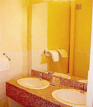 Hotel Syracuse Chalon-sur-Saône Εξωτερικό φωτογραφία