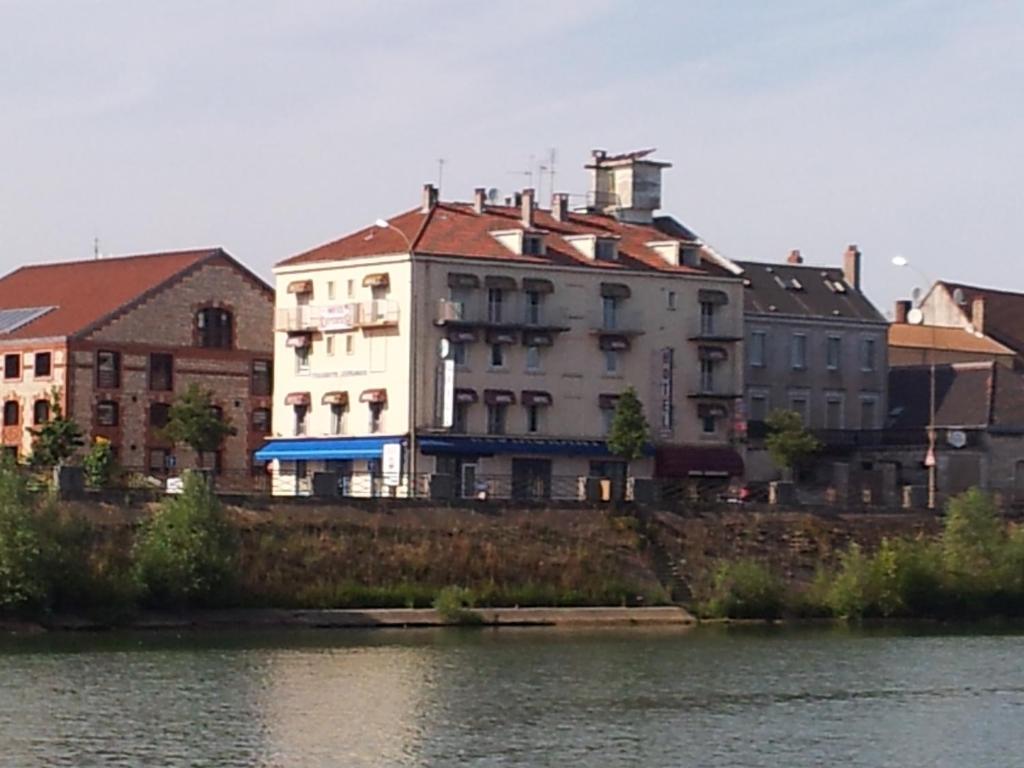 Hotel Syracuse Chalon-sur-Saône Εξωτερικό φωτογραφία